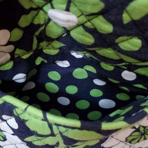 Vera Bradley LUCKY YOU large crossbody bag bucket purse green navy white - Picture 8 of 11